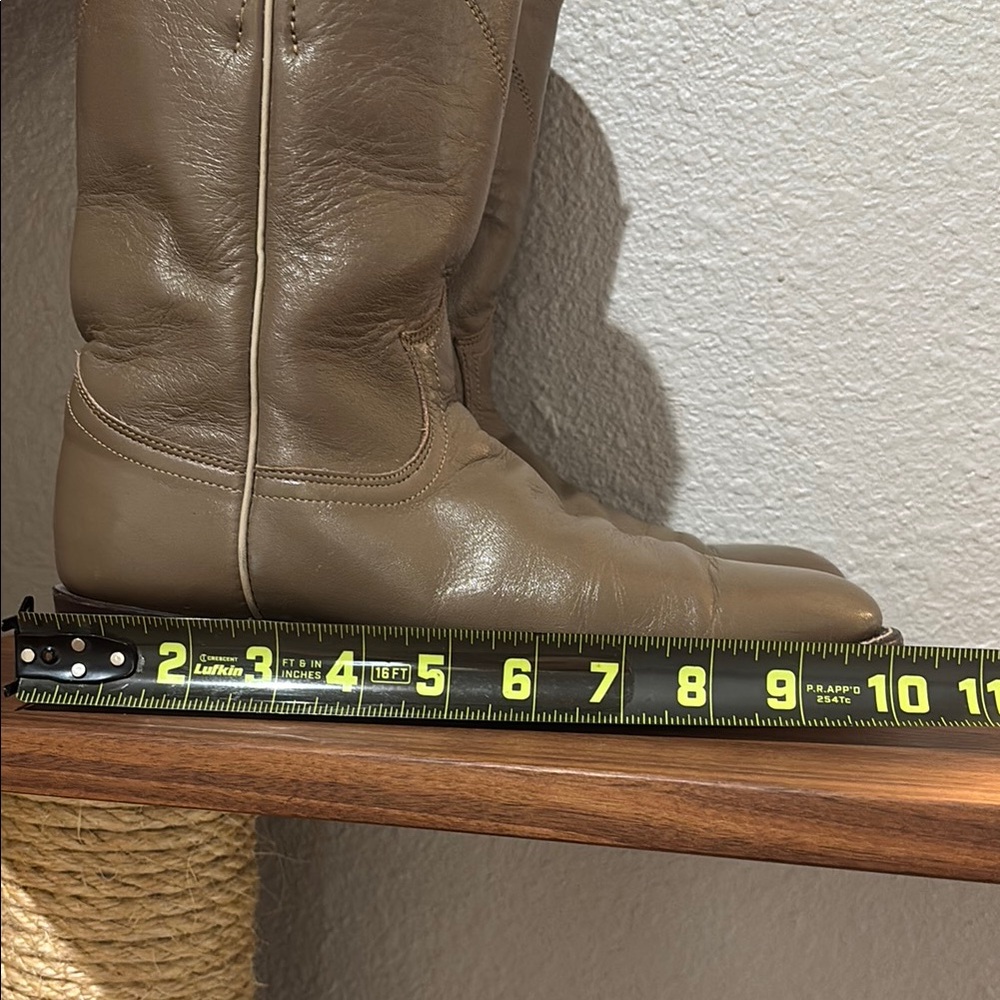 Justin Classic Taupe/Grey Leather Cowboy Boots. Size 7B. EUC! - Picture 12 of 13